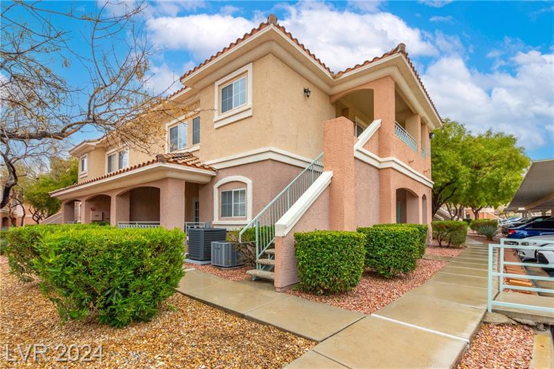 352 Amber Pine Street #201 - 1