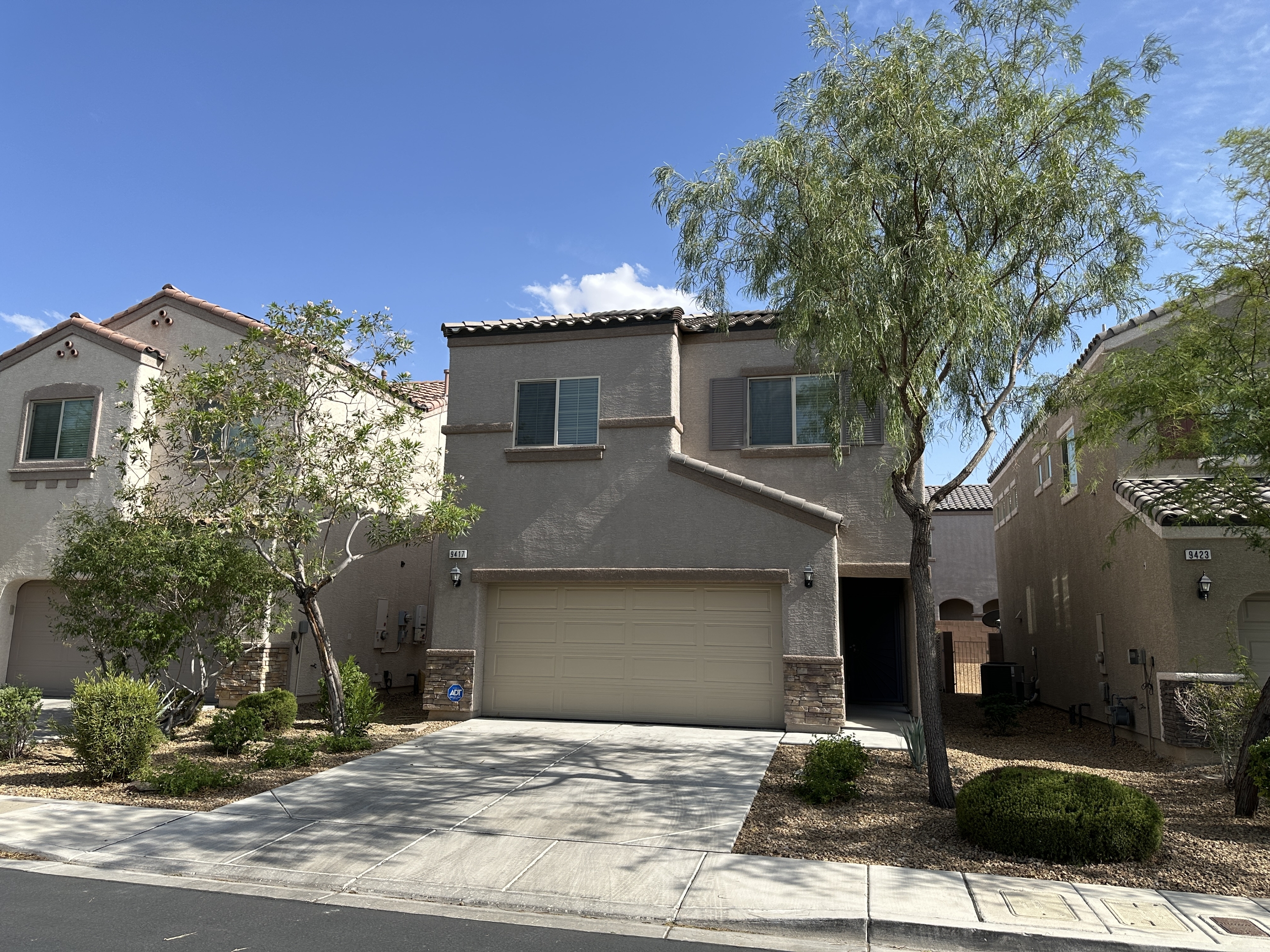 9417 Sand Tiger Avenue