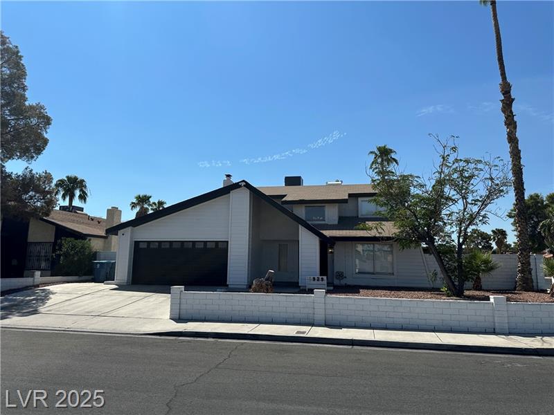 Cherokee Avenue - 5929 W