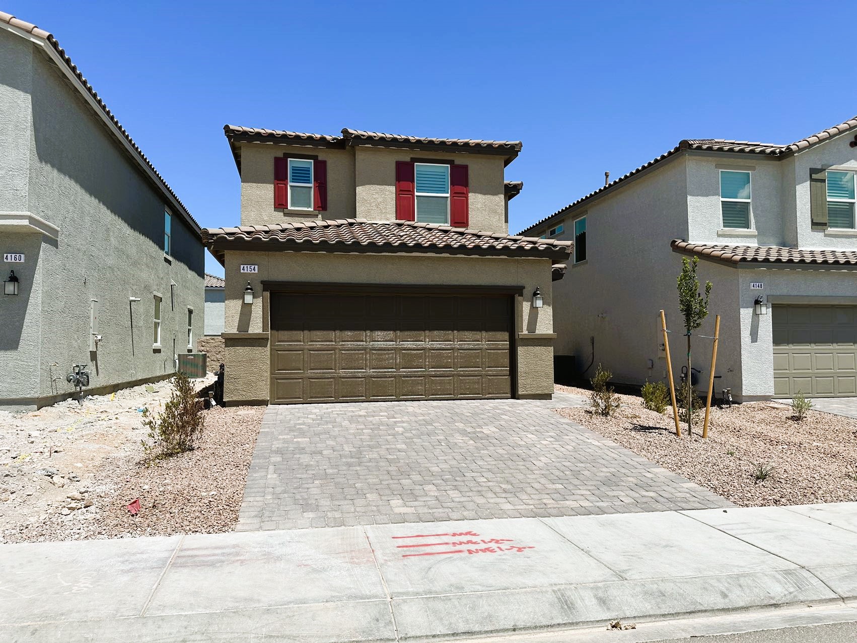 4154 Scarlet Cob Avenue