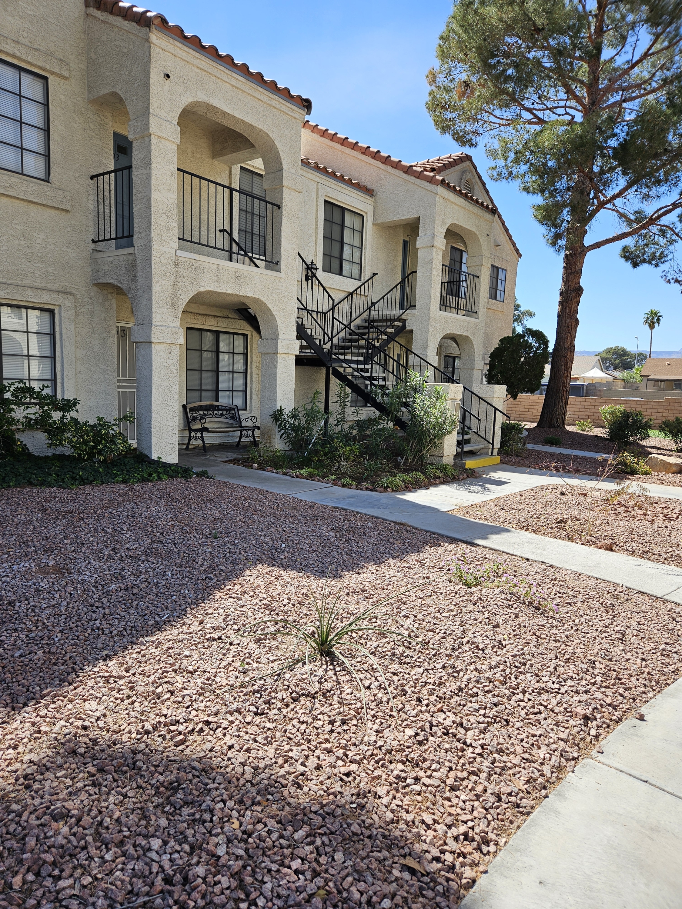 4713 Nara Vista Way - 203